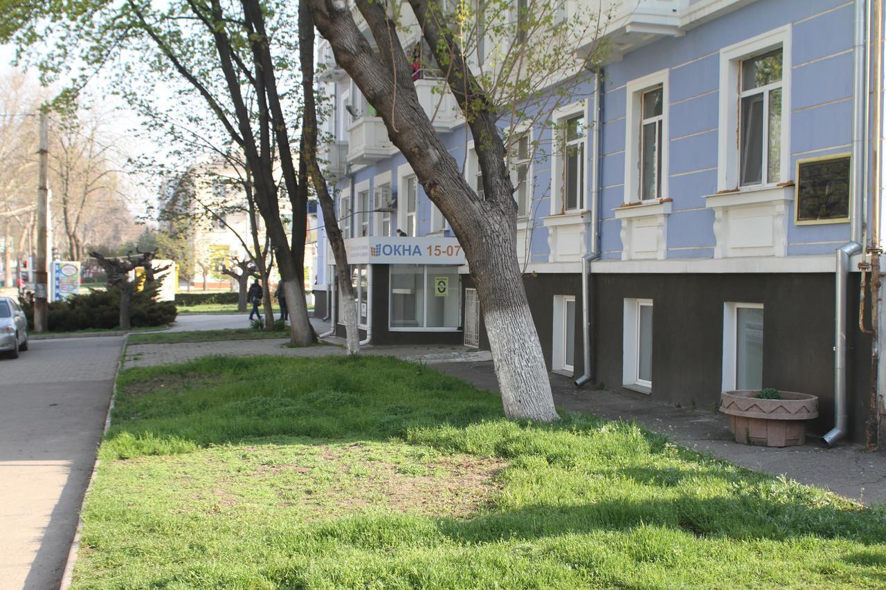 Old Tiraspol Hostel Экстерьер фото